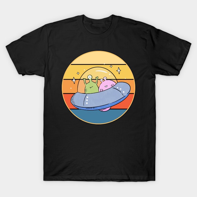 Alien Vintage Retro Sunset Sci-Fi T-Shirt by Inspirational And Motivational T-Shirts